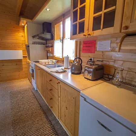 אכסניה Drevenice אוסקדניצה